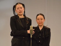 爛々・萌々の初単独ライブに相方・大国麗がサプライズ登場!! 悪性リンパ腫の闘病を明かしてお約束の“チョメ”も復活