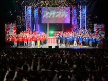 「漫烈」初のオリジナル曲発表も! 「マンゲキ大晦日大祭典2025」でカウントダウン!