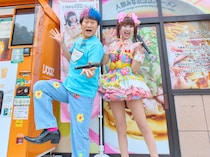 かつみ♥さゆりの「人類みなボヨヨンラーメン」が中国道・西宮名塩SAに登場! 「僕たちのラーメンはサービスエリアでこそ活かされる」