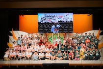 1メートル走、10秒ネタ、歌合戦…夏の祭典『マンゲキカップ2026』2年ぶり復活でマンゲキメンバー大集合!