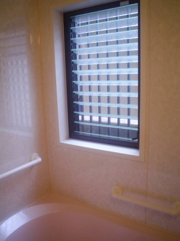 ルーバー窓のイメージ