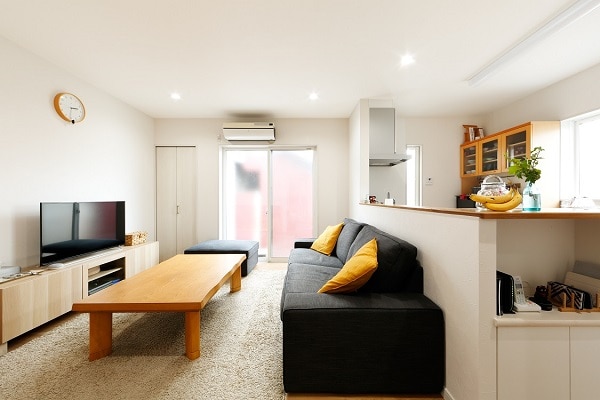 代々受け継いだお家を耐震リノベーションした事例のリビングの写真