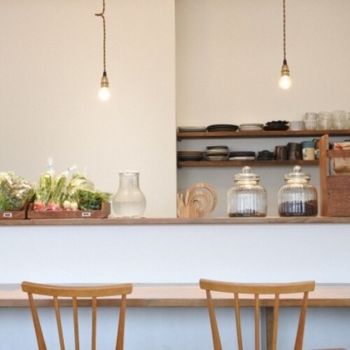 食事できるカウンターにするイメージ