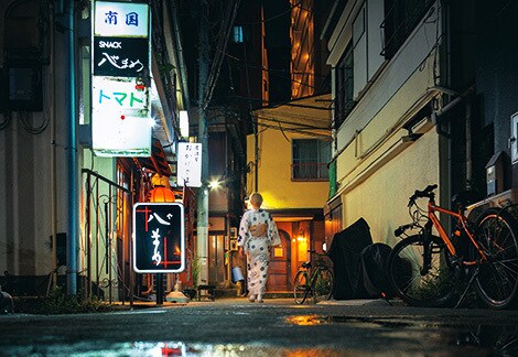 美酒美食を追い求めて新宿・荒木町へ。女性１人でも気軽に入れるバーや食事処６選