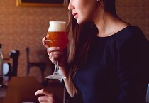 初デートは高級フレンチ、2回目のデートは居酒屋をチョイス。35歳男性の意図は？