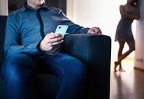 恋を長続きさせるために、絶対にやってはいけないコト。わかっているのに、28歳女はつい…