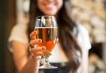 「餃子とビールが好き」と男に言う29歳女。“庶民派アピール”の裏にある計算とは