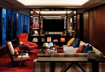 「準備して臨むのは不安を打ち消すため」Snow Manの向井康二が、ホテルのスイートで語った想い