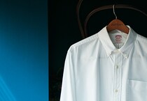 ドラマでも大注目の“トラッド服”にハマる、【ブルックス ブラザーズ】の名品ボタンダウンシャツ