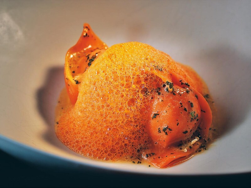 人形町『Firmamento』の「セイコガニのブーロ・エ・サルビア」