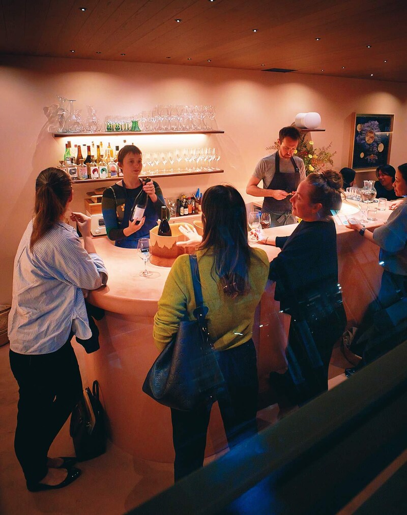 目黒『wine bar juni』の内観