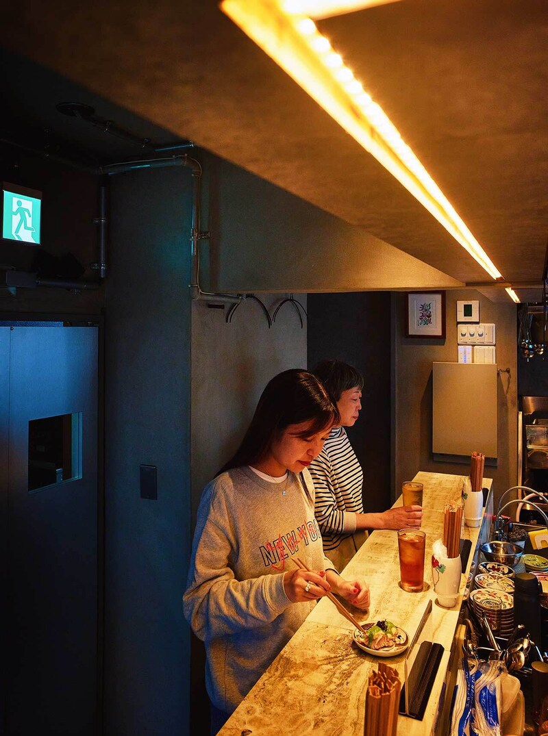 渋谷『立食 型破離』の内観