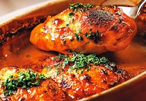 仕事帰りの体を労う“美食”。ガッツリ胃袋を満たす3軒【ビストロ、焼き肉、パスタ編】