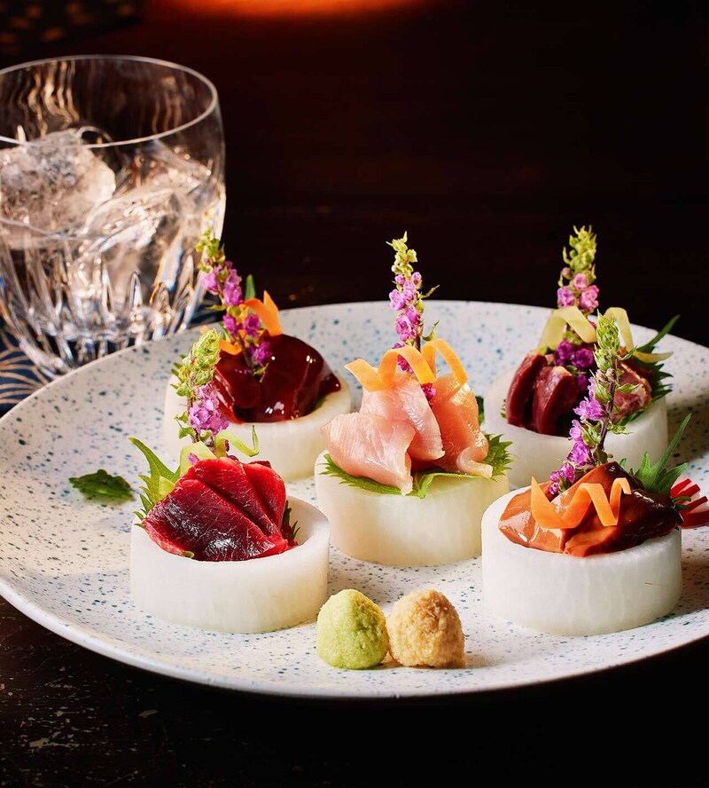 麻布十番『がいがい、』の「鶏刺しの盛り合わせ」