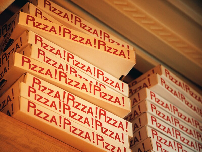 中目黒『Pizzeria e Trattoria da ISA』の持ち帰り用のボックス