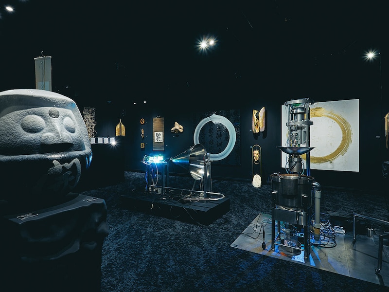 白金台『81』の内観