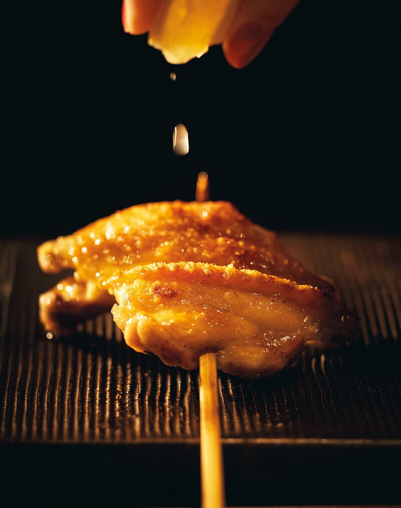 神谷町『鳥おか』の「手羽先」