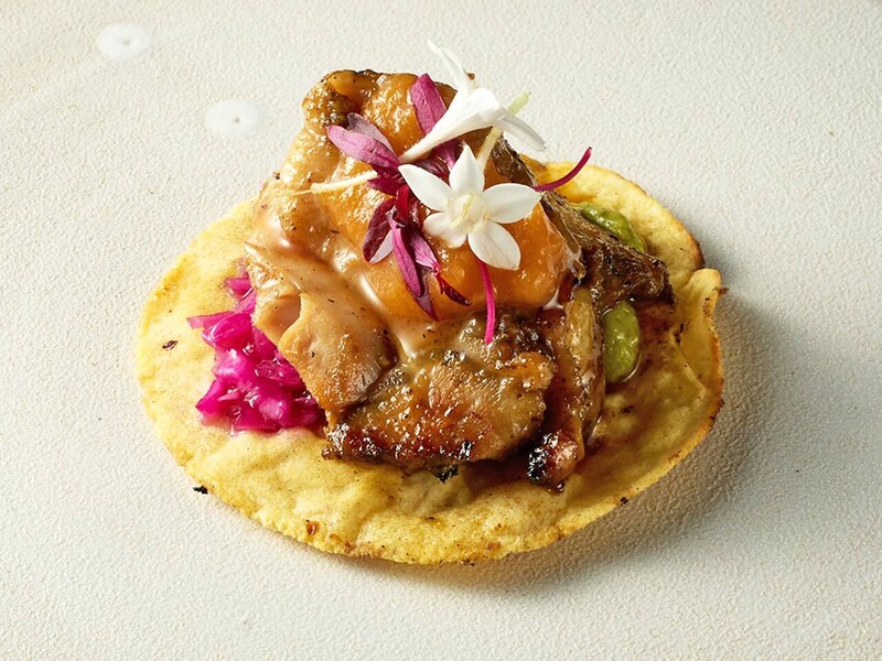 神谷町『鳥おか』のタコス