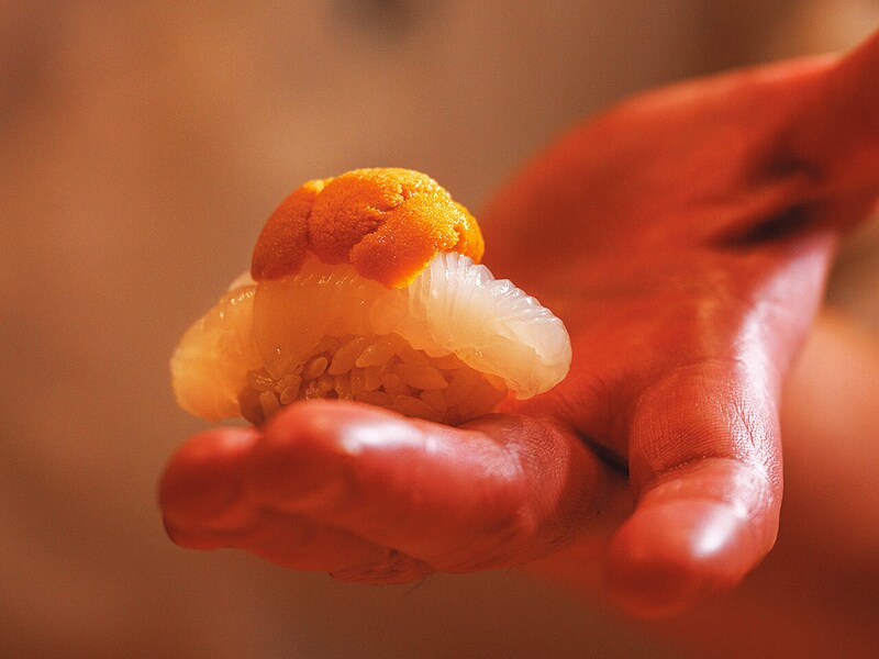 神谷町『麻布台 ゆう利』の「イカうに」