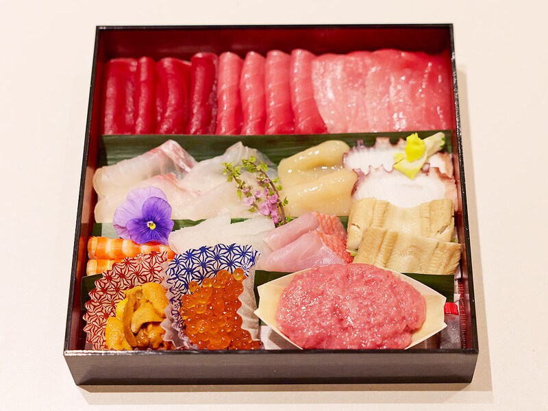 神谷町『麻布台やまゆき鮮魚店』の「天然本鮪入り手巻き寿司セット」