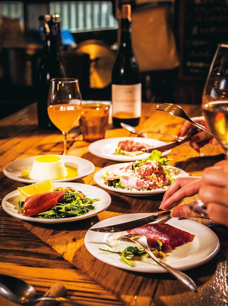 神泉『neo』の「自家製プロシュートコットと山わさび」、「本鮪のカルパッチョ」、「根セロリのパンナコッタ」