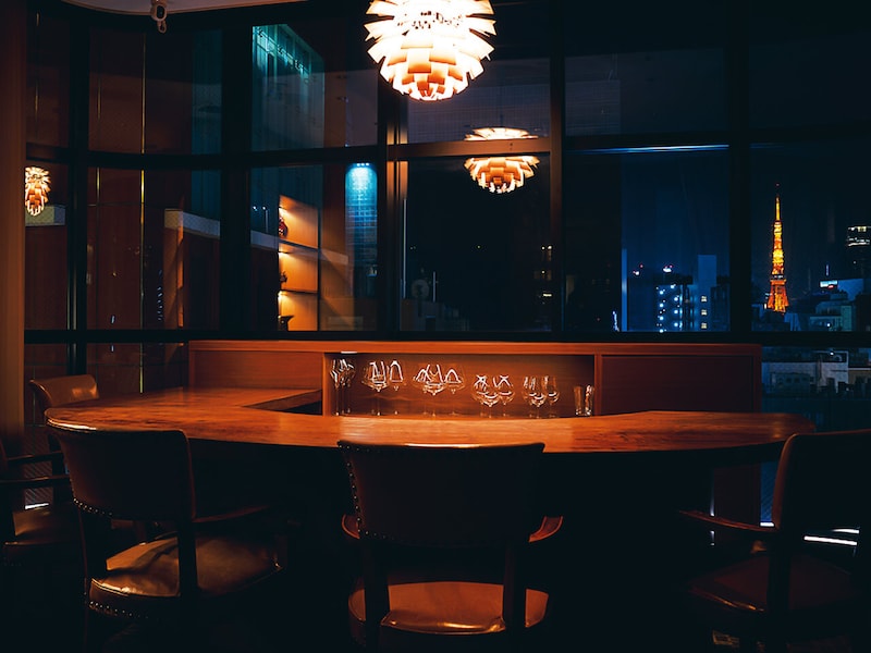 新橋『MIDAIR』の内観