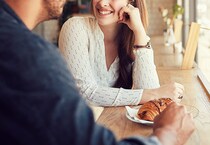 「恋愛感情はないはずなのに…」大人の男女に“何が起きるかわからない”理由