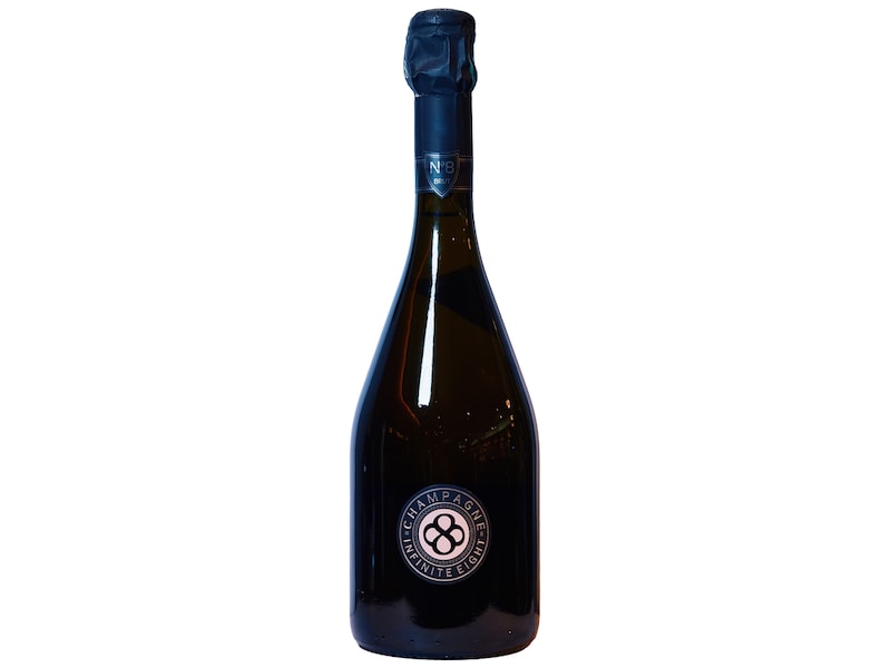 神泉『THE WINE by TOKYU DEPARTMENT STORE』で取り扱っている「インフィニット・エイト／キュヴェ・ナンバー・エイト NVコレクションNo.8」
