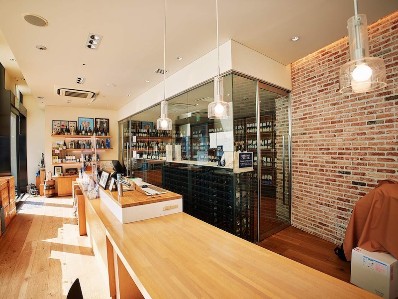 東銀座『銀座カーヴ・フジキ』の内観