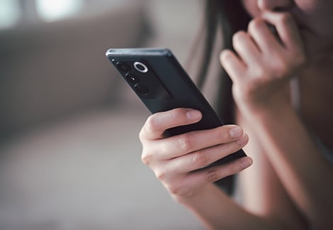 デートは1ヶ月おき、LINEはするけど全然会えない…「忙しい男」の本音とは？