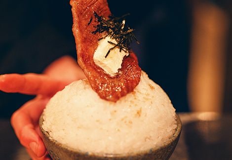 米も熟成肉も銘酒まで“おかわり自由”という衝撃。神楽坂の焼肉店『Nose to Tail』