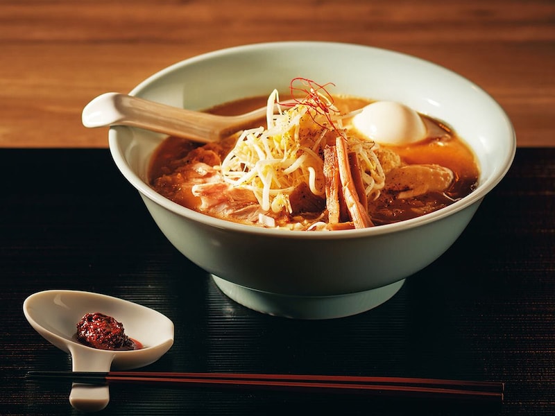 白金台『鶏出汁と麺 存在意義／WA.JIN』の「鶏白湯味噌ラーメン」