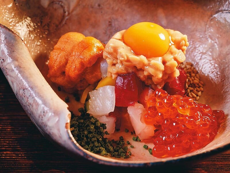 広尾『港かっ惚れ』の「海鮮ばくだん納豆」