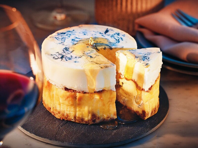 銀座『レゾルカ』の「極上チーズケーキ」