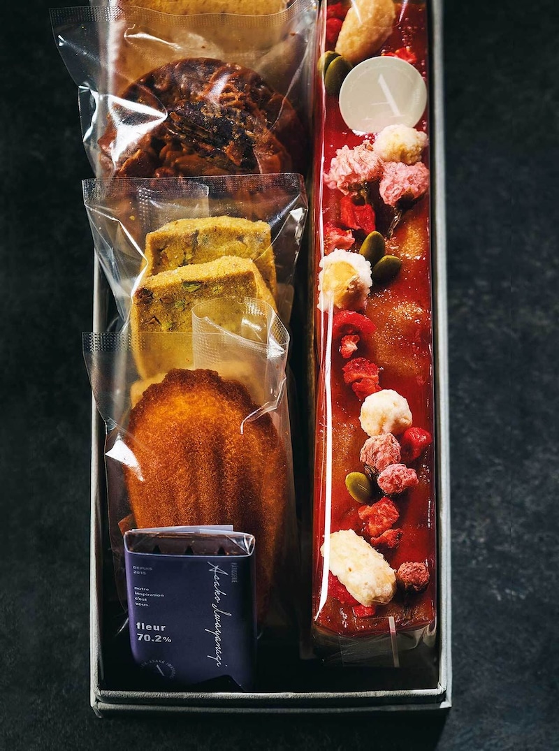 等々力『ASAKO IWAYANAGI PLUS』の「シュマン 桜と焼菓子詰合せ」
