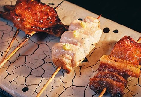 料理人も通う!女性職人が焼く焼き鳥の名店3選【神楽坂・浅草・湘南台】