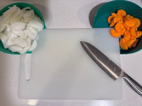 IKEA「変わった形の100円ボウル」で調理の手間が激減! キッチンを広くきれいに使える