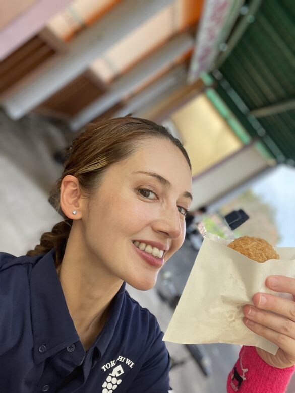 アンヌ遙香さん