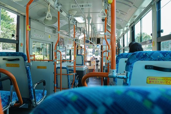 路線バスの車内