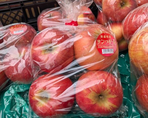  リンゴの赤い皮には美容・健康に良いとされる栄養が豊富に含まれています