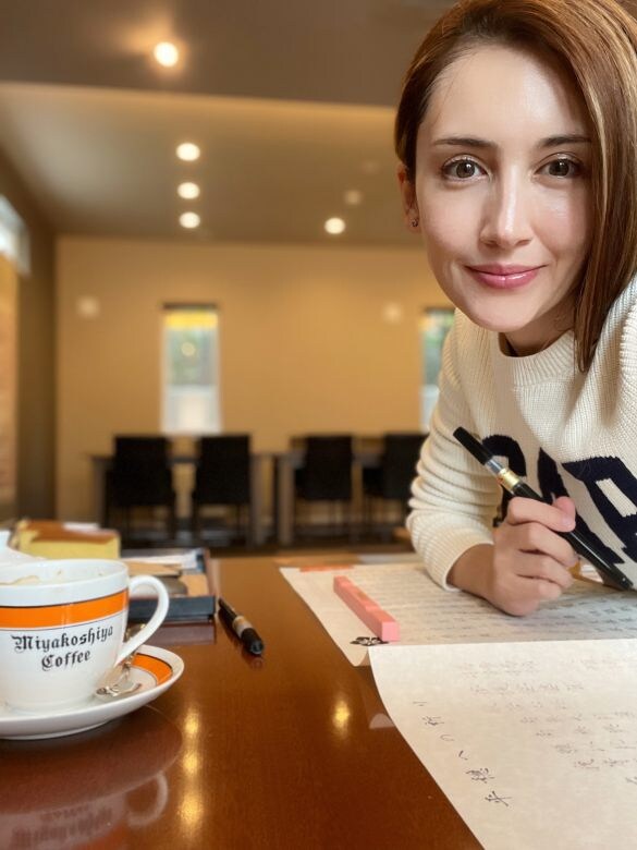 アンヌ遙香さん