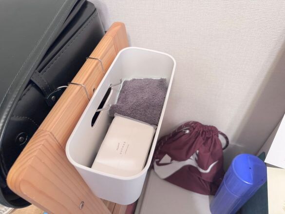 吊るしても使える 薄型収納ケース