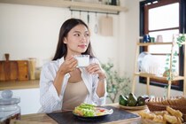 牛乳と豆乳、結局どっちが体にいいの？ 意外と知らない注意点と“失敗しない選び方”