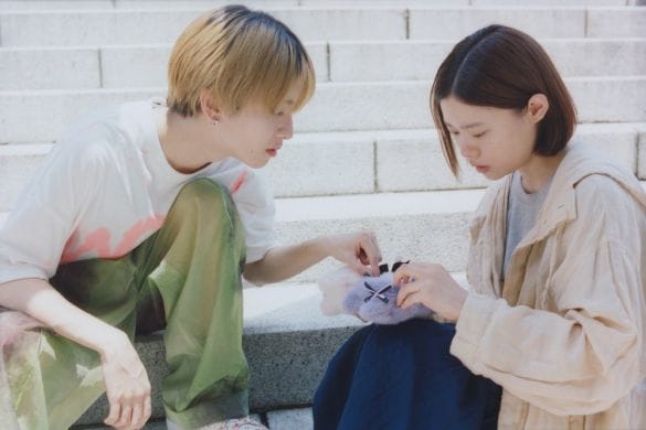  映画『ミーツ・ザ・ワールド』（以下同）