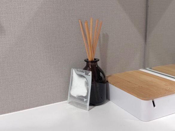 「使い切りできる 詰め替えパウチ」セリア