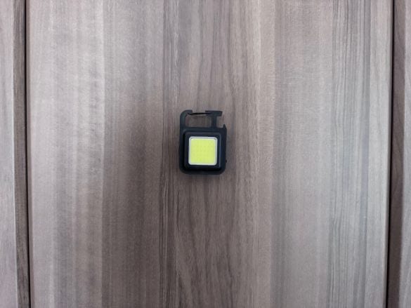 スタンダードプロダクツ　充電式COBライト（500ルーメン）