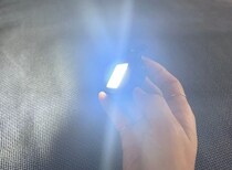 「想像の100倍明るくて衝撃」ダイソー発ブランドの“極小ライト”を、防災グッズに絶対入れたい理由