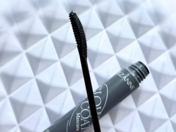 セザンヌ グロウコートマスカラ シアーブラック