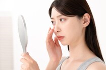 長〜い夏のせいで「老け見え」加速。秋冬を軽やかに迎えるための“お宝コスメ”を紹介