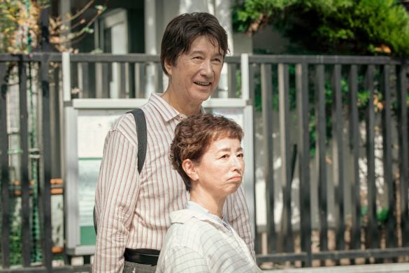 1階に住むシニア夫婦を阿川佐和子と草刈正雄が演じる。『小さい頃は、神様がいて』より©フジテレビ